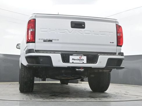 Used 2022 Chevrolet Colorado Z71 w/ Safety Package AWD/4WD image 30