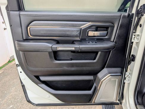 Used 2019 RAM 3500 Limited image 12