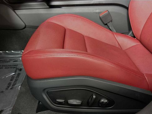 Certified 2023 Porsche Taycan 4S image 12