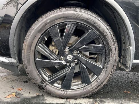 Used 2017 Nissan Murano Platinum w/ Platinum Technology Package image 12