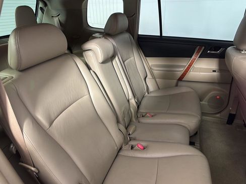 Used 2008 Toyota Highlander Limited AWD/4WD image 18