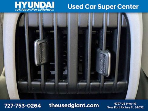 Used 2024 Hyundai Kona SEL FWD image 15