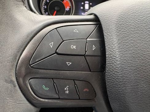Used 2019 Jeep Cherokee Trailhawk w/ Comfort/Convenience Group AWD/4WD image 25
