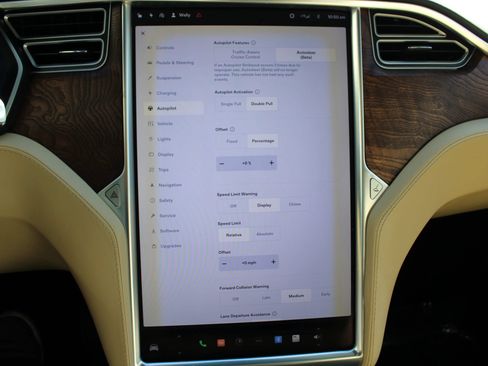 Used 2017 Tesla Model X 75D AWD/4WD image 24