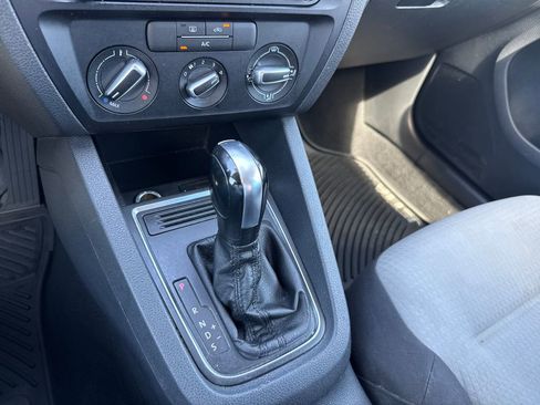 Used 2017 Volkswagen Jetta S FWD image 18