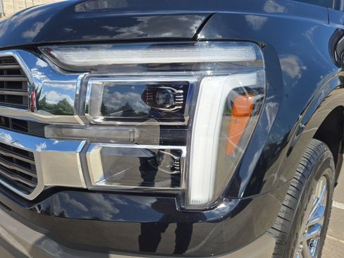 Used 2025 Ford F150 King Ranch w/ FX4 Off-Road Package AWD/4WD image 10