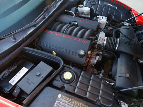 Used 2000 Chevrolet Corvette Coupe image 49