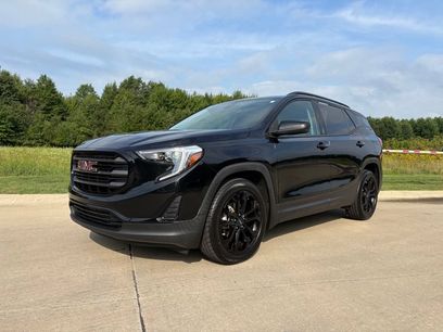Used 2021 GMC Terrain SLE w/ Driver Convenience Package