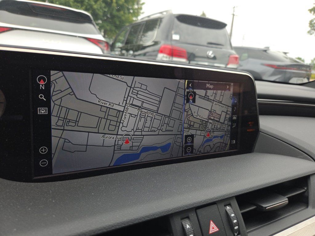 Used 2021 Lexus ES 350 w/ Accessory Package 2 FWD image 4
