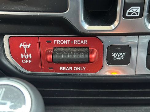 Used 2019 Jeep Wrangler Unlimited Rubicon AWD/4WD image 26