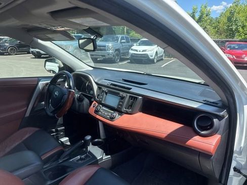 Used 2013 Toyota RAV4 Limited AWD/4WD image 10