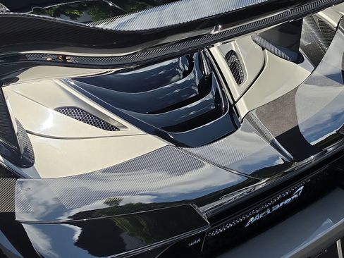 Used 2020 McLaren 720S Performance RWD image 7