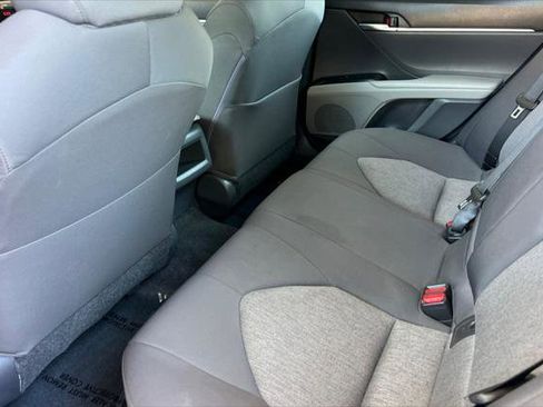 Certified 2018 Toyota Camry LE FWD image 4