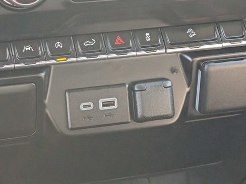 Used 2024 Chevrolet Silverado 1500 Custom Trail Boss image 21