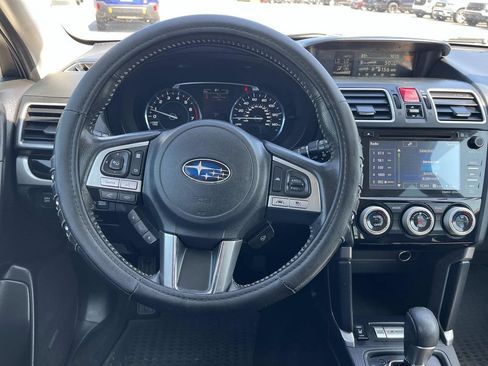 Used 2018 Subaru Forester 2.5i Touring w/ Popular Package #2 AWD/4WD image 12
