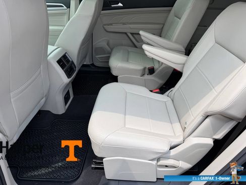 Used 2023 Volkswagen Atlas SE w/ Panoramic Sunroof Package AWD/4WD image 10