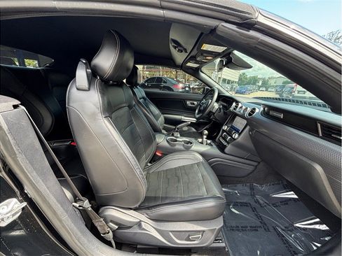Used 2019 Ford Mustang GT Premium w/ GT Performance Package RWD image 40