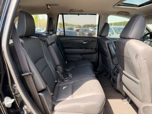 Used 2021 Honda Pilot Special Edition image 18