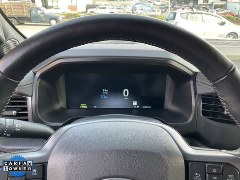 Used 2022 Ford F150 Lightning Lariat image 45