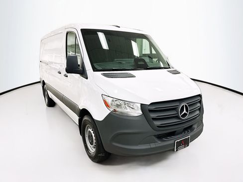 Certified 2025 Mercedes-Benz Sprinter 2500 image 1