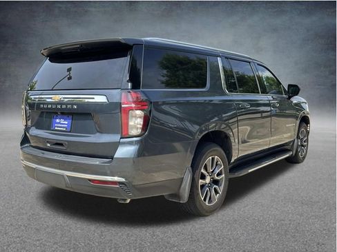 Used 2021 Chevrolet Suburban LS RWD image 9