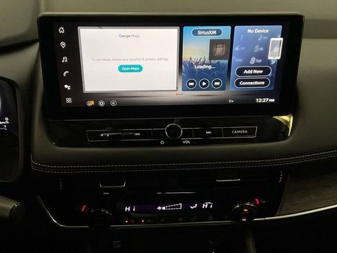 Used 2024 Nissan Rogue Platinum image 15