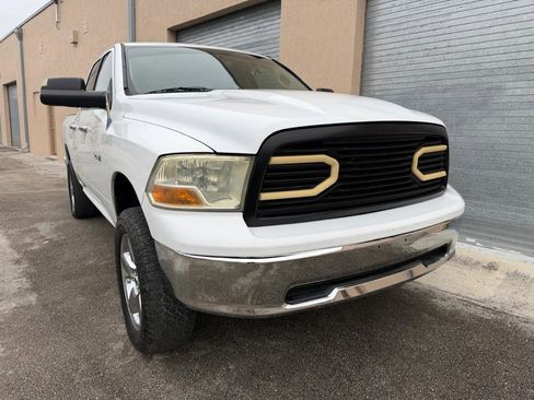 Used 2010 Dodge Ram 1500 Truck SLT RWD image 2
