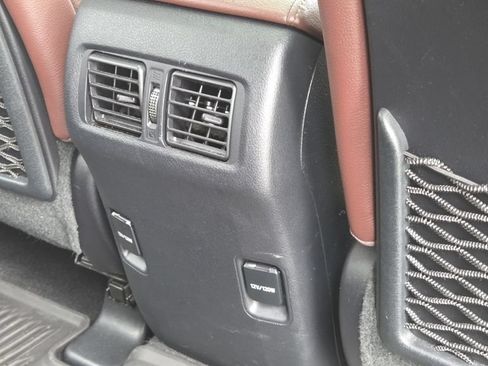 Used 2018 Toyota 4Runner Limited AWD/4WD image 34