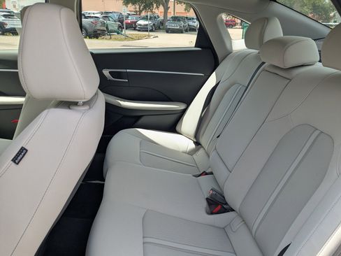New 2025 Hyundai Sonata SEL image 18