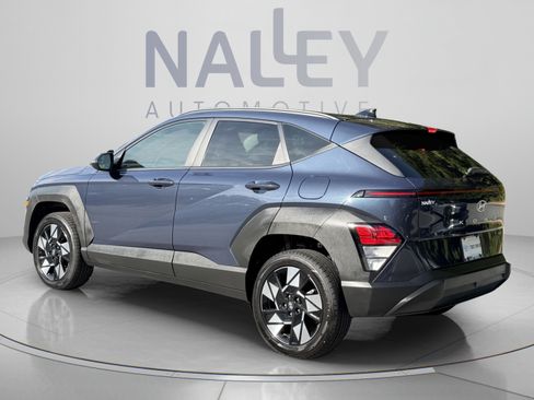 Used 2024 Hyundai Kona SEL AWD/4WD image 3