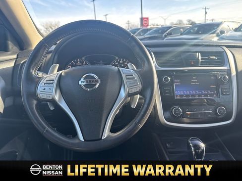 Used 2018 Nissan Altima 2.5 SR w/ SR Special Edition image 14