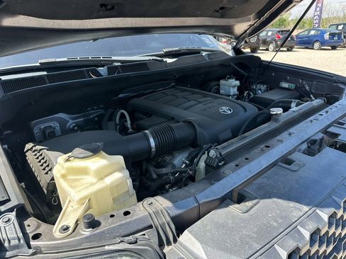 Used 2018 Toyota Tundra SR5 w/ TRD Sport Package AWD/4WD image 47