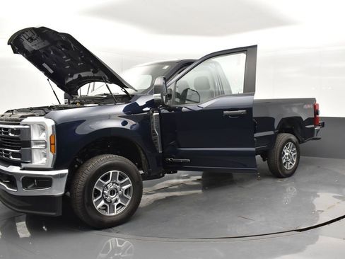 New 2025 Ford F250 XLT w/ 360-Degree Camera Package image 34