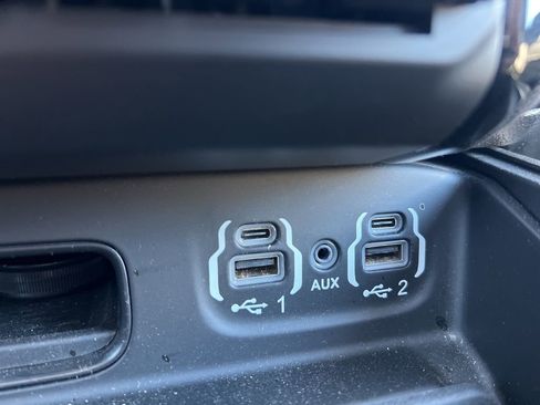 Used 2020 RAM 1500 Limited image 23