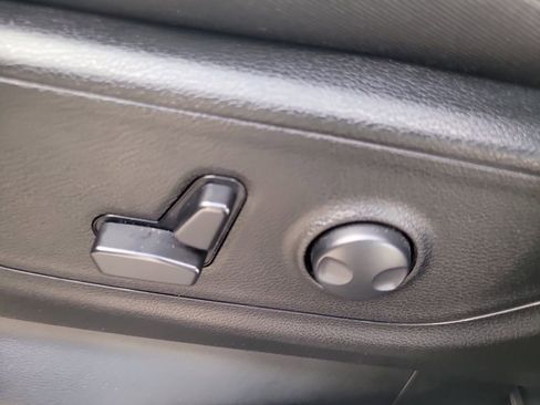 Used 2024 RAM 1500 Big Horn image 18