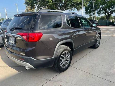 Used 2018 GMC Acadia SLE w/ Driver Alert Package I FWD image 3
