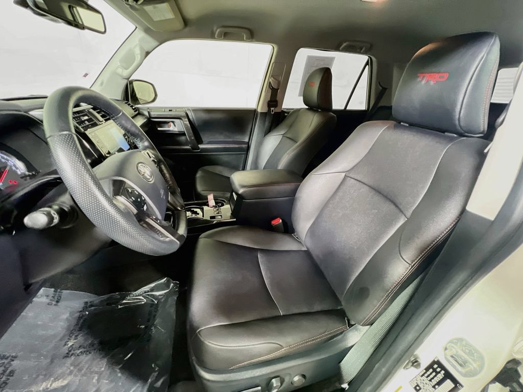 Certified 2023 Toyota 4Runner TRD Off-Road Premium AWD/4WD image 18
