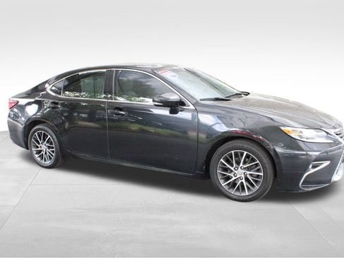 Used 2016 Lexus ES 350 FWD image 19