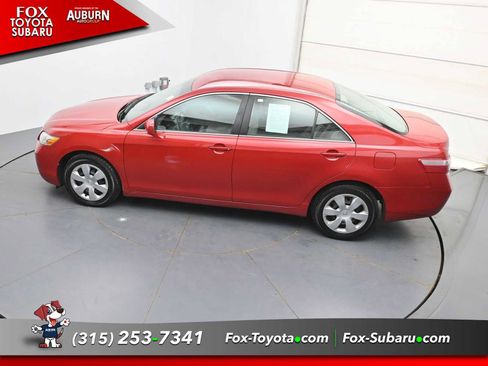 Used 2009 Toyota Camry LE FWD image 34