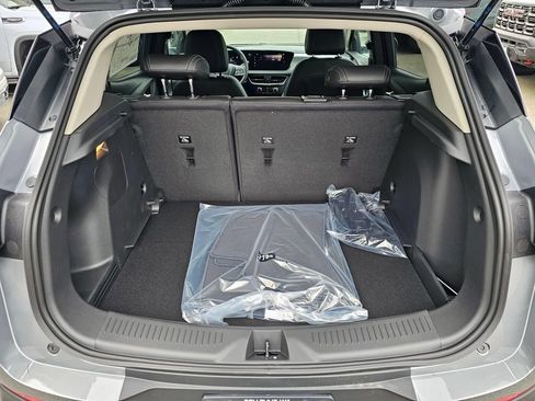New 2026 Buick Encore GX Preferred AWD/4WD image 13