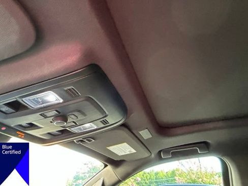 Used 2025 Chevrolet Suburban LT w/ Comfort Package RWD image 11