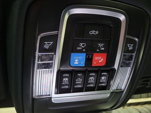 Used 2026 RAM 1500 Limited AWD/4WD image 22