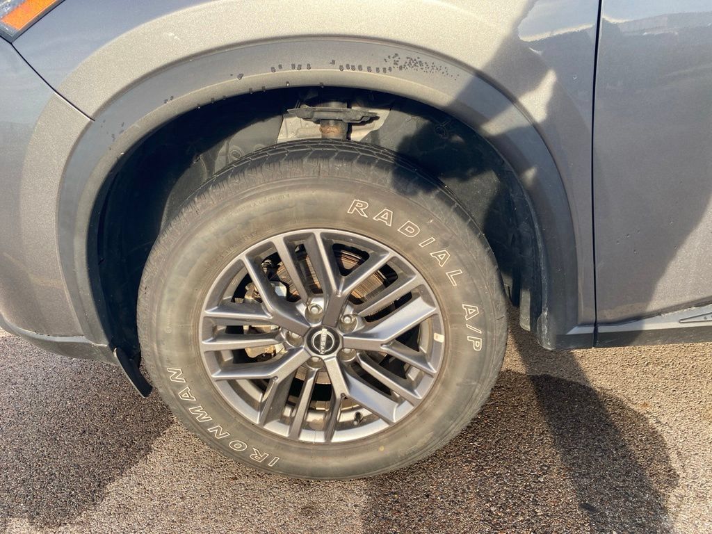 Used 2024 Nissan Rogue S AWD/4WD image 15