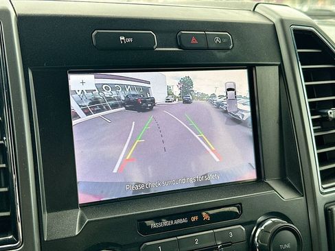 Used 2020 Ford F150 XLT w/ Equipment Group 302A Luxury AWD/4WD image 23