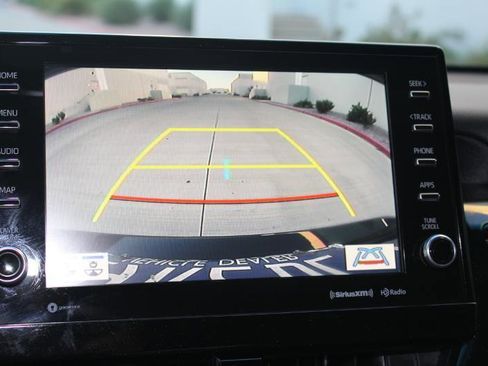 Used 2023 Toyota Camry XLE image 31