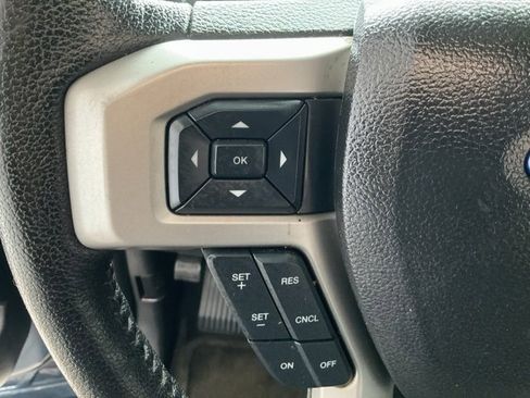 Used 2016 Ford F150 Lariat image 11