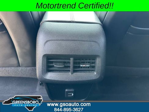 Used 2019 Chevrolet Equinox Premier FWD image 24