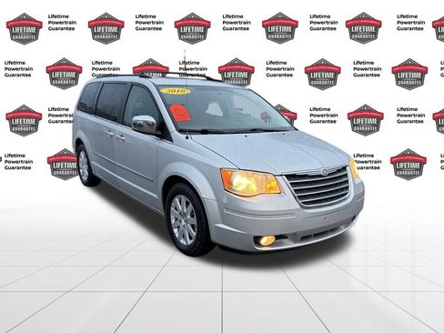 Used 2010 Chrysler Town & Country Touring Plus w/ Premium Group image 9