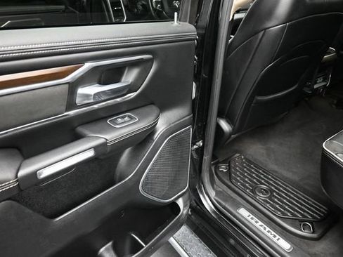 Used 2021 RAM 1500 Laramie AWD/4WD image 17