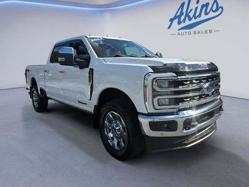 Used 2024 Ford F250 Lariat w/ Lariat Ultimate Package AWD/4WD image 3